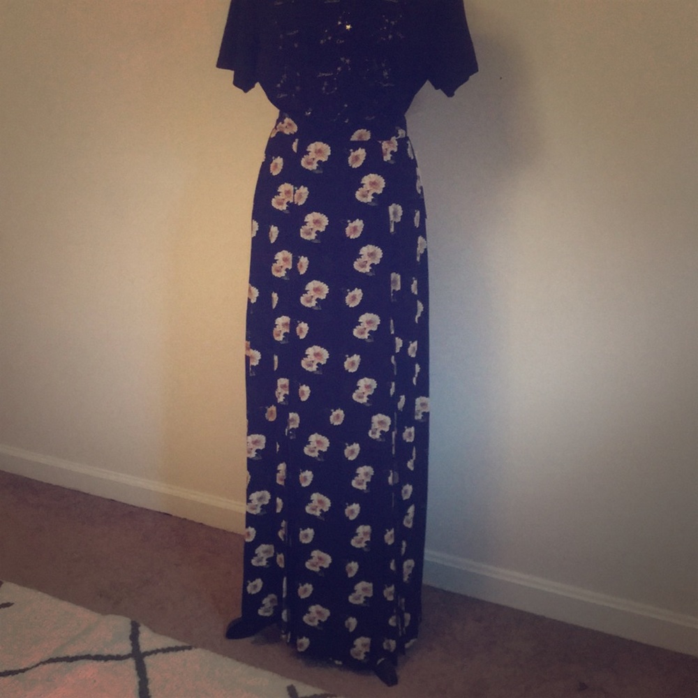 Floral stretch maxi skirt